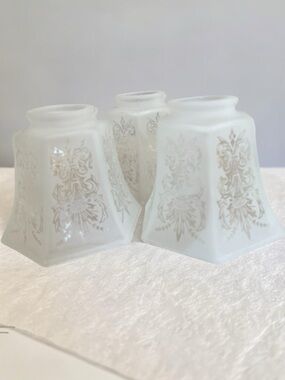 Set of 4 replacement ceilings fan light shades, frosted glass/ Victorian style